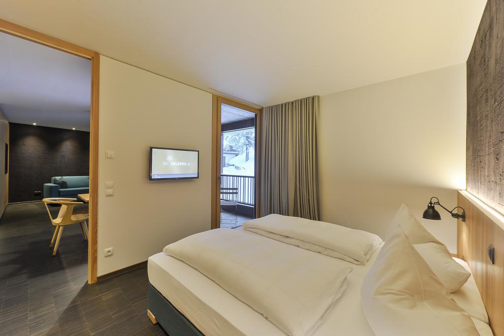 Fuxbau Appartement Stuben am Arlberg Kamer foto