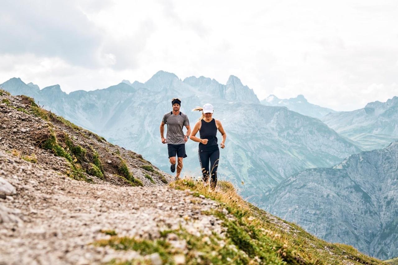 Fuxbau Appartement Stuben am Arlberg Buitenkant foto